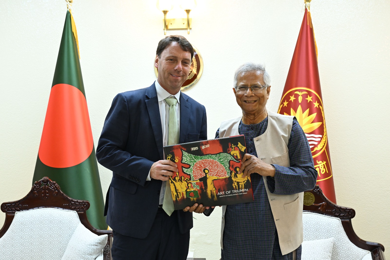 যুক্তরাষ্ট্রের সঙ্গে বাণিজ্যিক সম্পর্ক আরও জোরদার করতে চায় বাংলাদেশ: প্রধান উপদেষ্টা